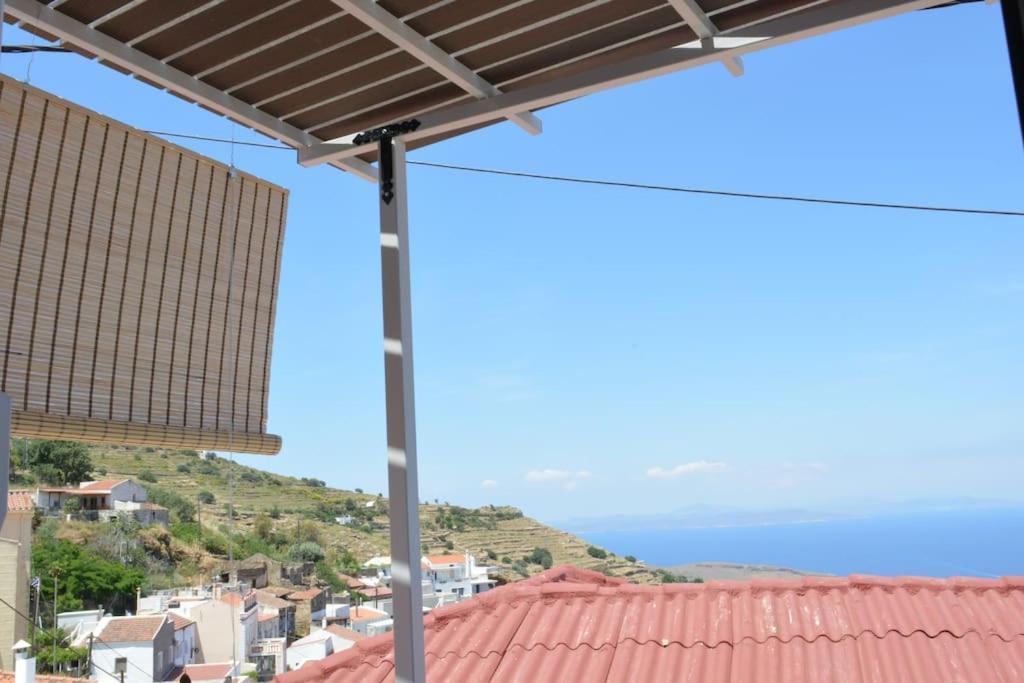 The House Of Grandma Zinios Villa Ioulis Exterior photo