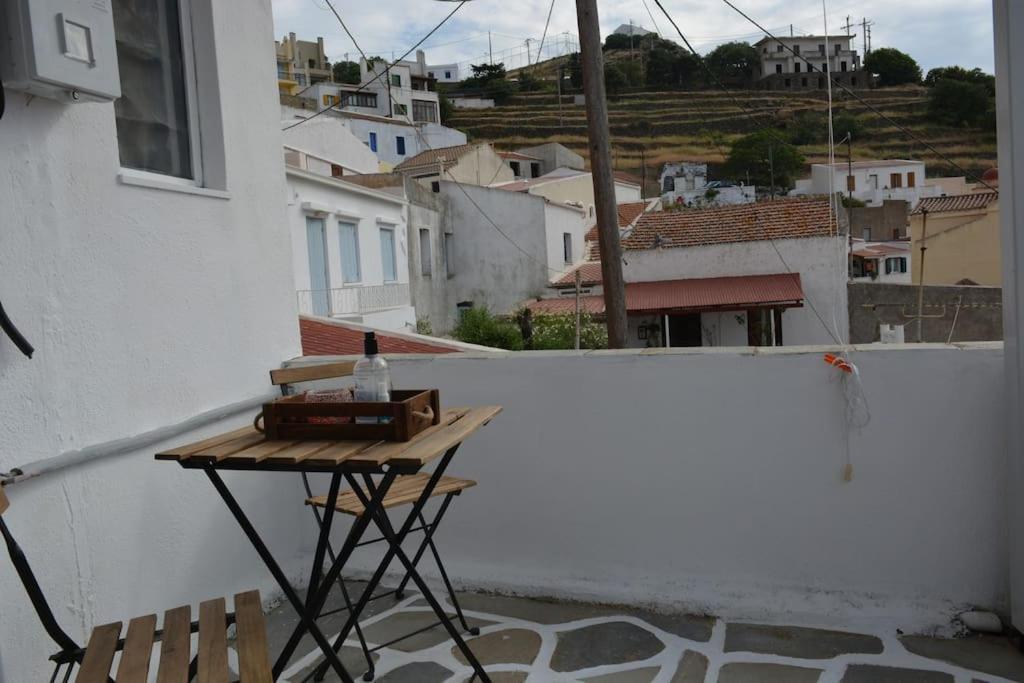 The House Of Grandma Zinios Villa Ioulis Exterior photo